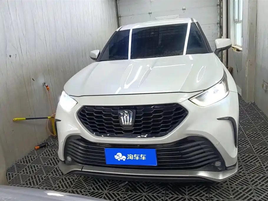 Toyota Crown Kluger 2021 2.5L HEV 4WD Elite фото 2