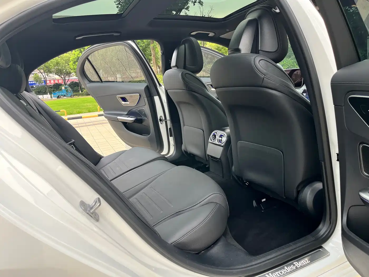 Mercedes-Benz C-Class 2026 2026 C 260 L Sport