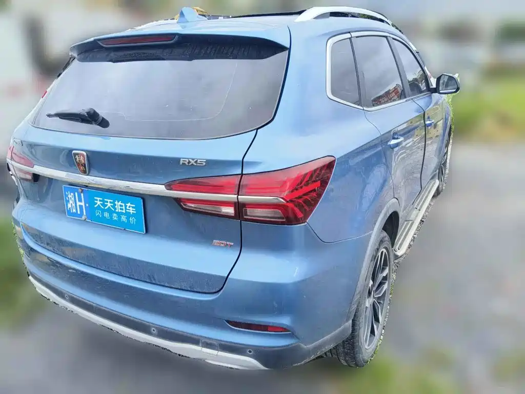Фото 2 - Roewe RX5