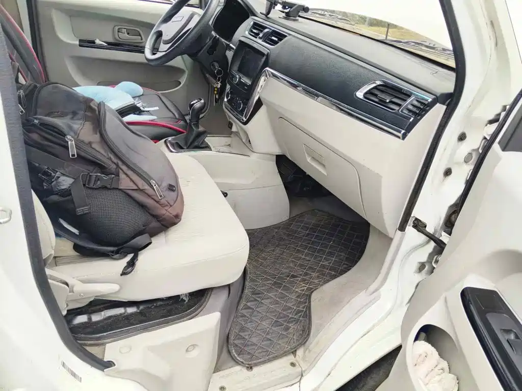 Jinbei New Hiace X30L CNG 2024 2023 70L CNG Panel Van 2/5 Seats with AC
