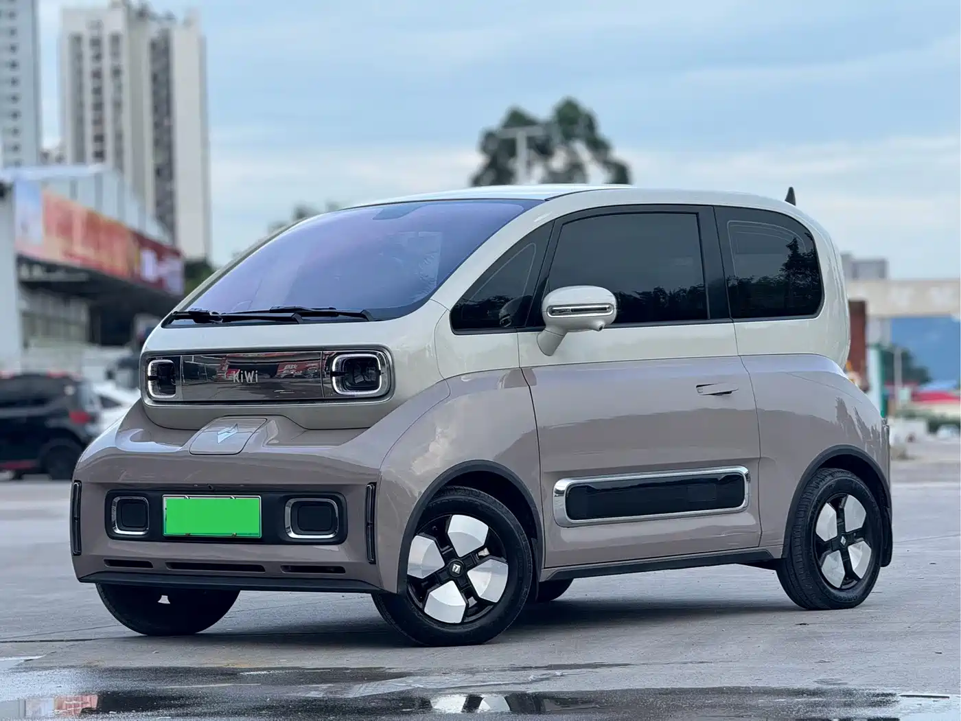 Фото 1 - Baojun KiWi EV