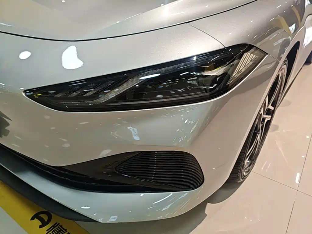 Roewe D7 2024 2023 DMH 125km Flagship Edition