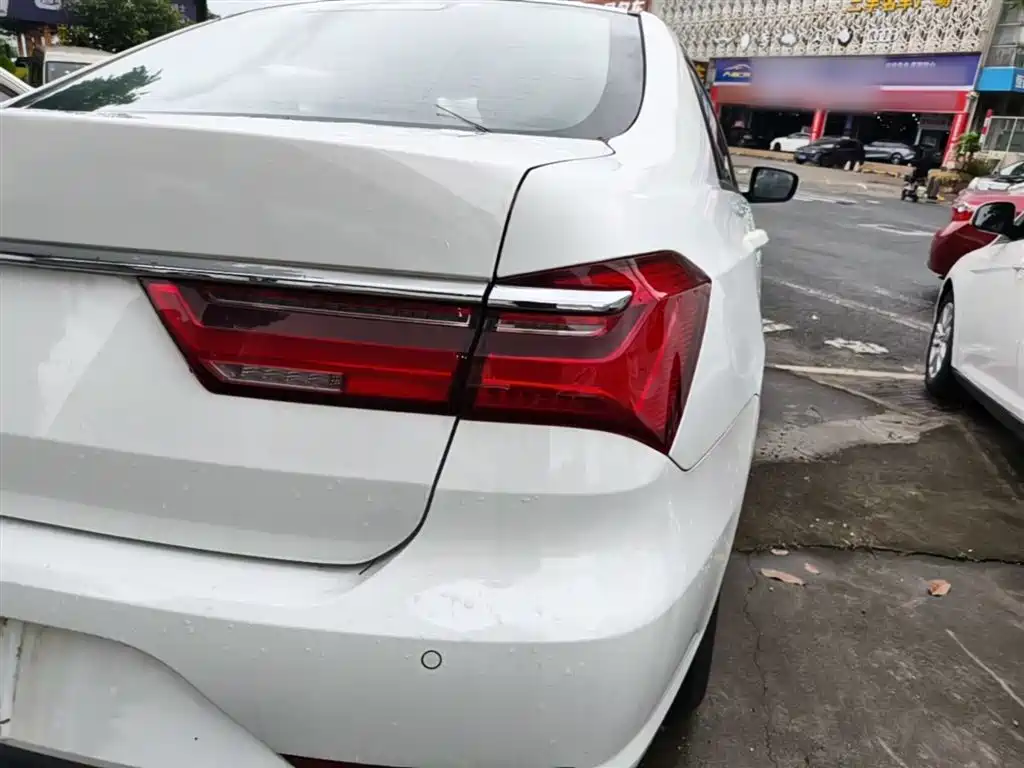 BYD Qin 2019 1.5L Automatic Luxury Edition фото 8