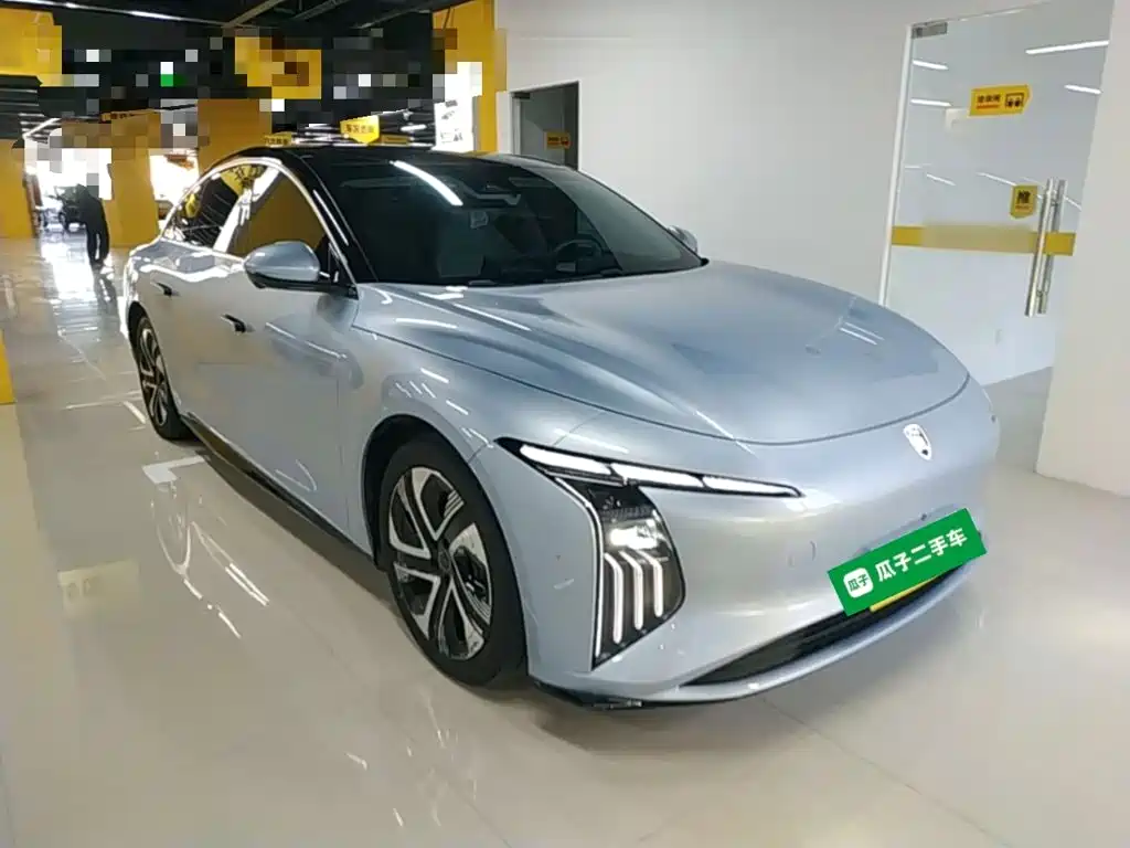 2025 Dongfeng Fengxing Stellar S7