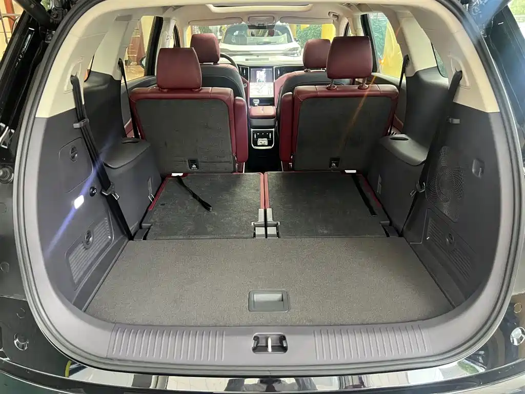 Hongqi HS7 PHEV 2025 2.0T PHEV 2WD Flag Enjoy Edition (6-seater) фото 8