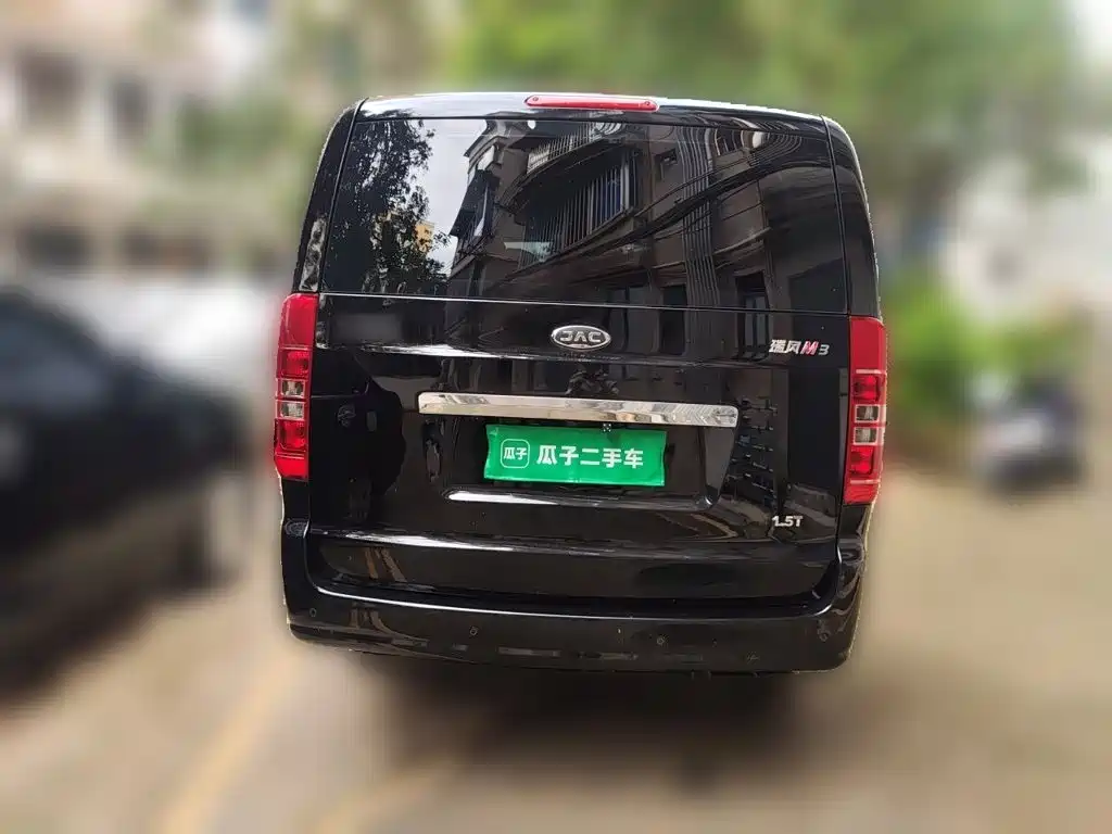 JAC Refine M3 2024 2022 1.5T 7-Seater Standard