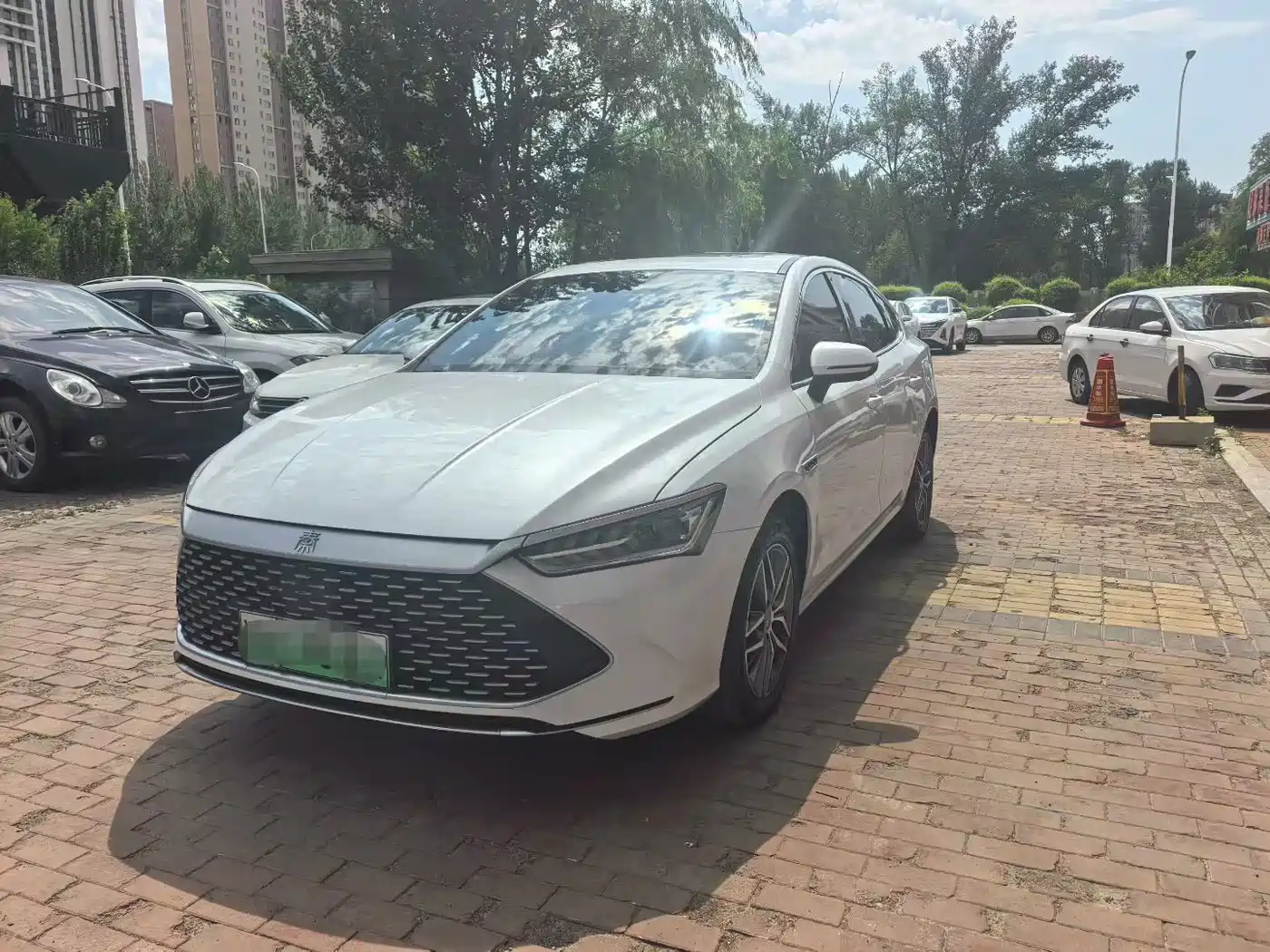 Фото 1 - BYD Qin PLUS