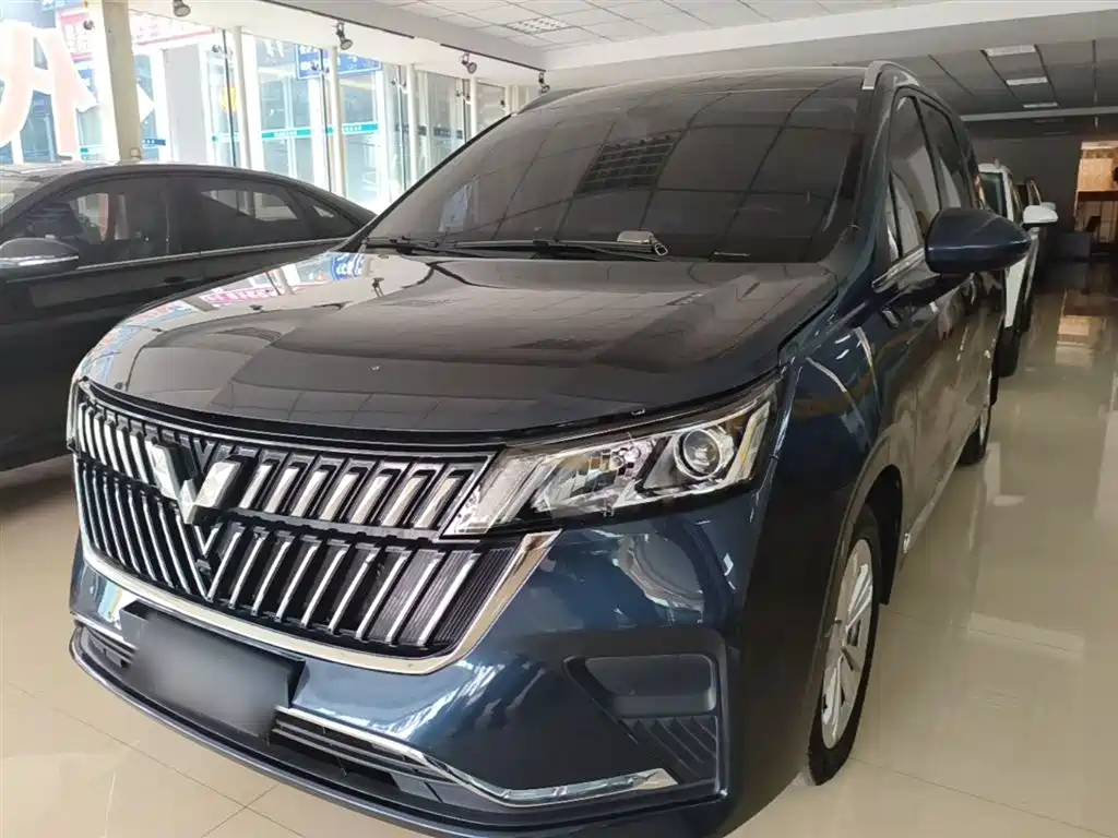 Wuling Motors Wuling Jiachen 2022 1.5L Manual Light Comfort Edition