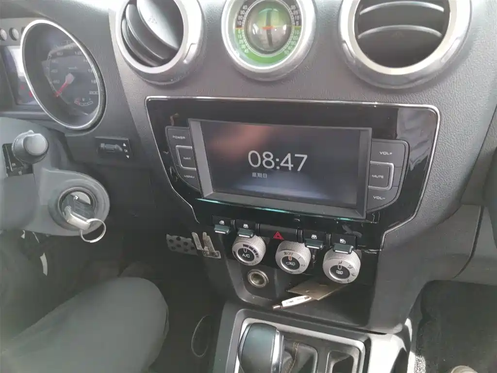 BAIC ORV Beijing Offroad BJ40 2016 Model 40L 2.3T Automatic 4WD Exclusive фото 6