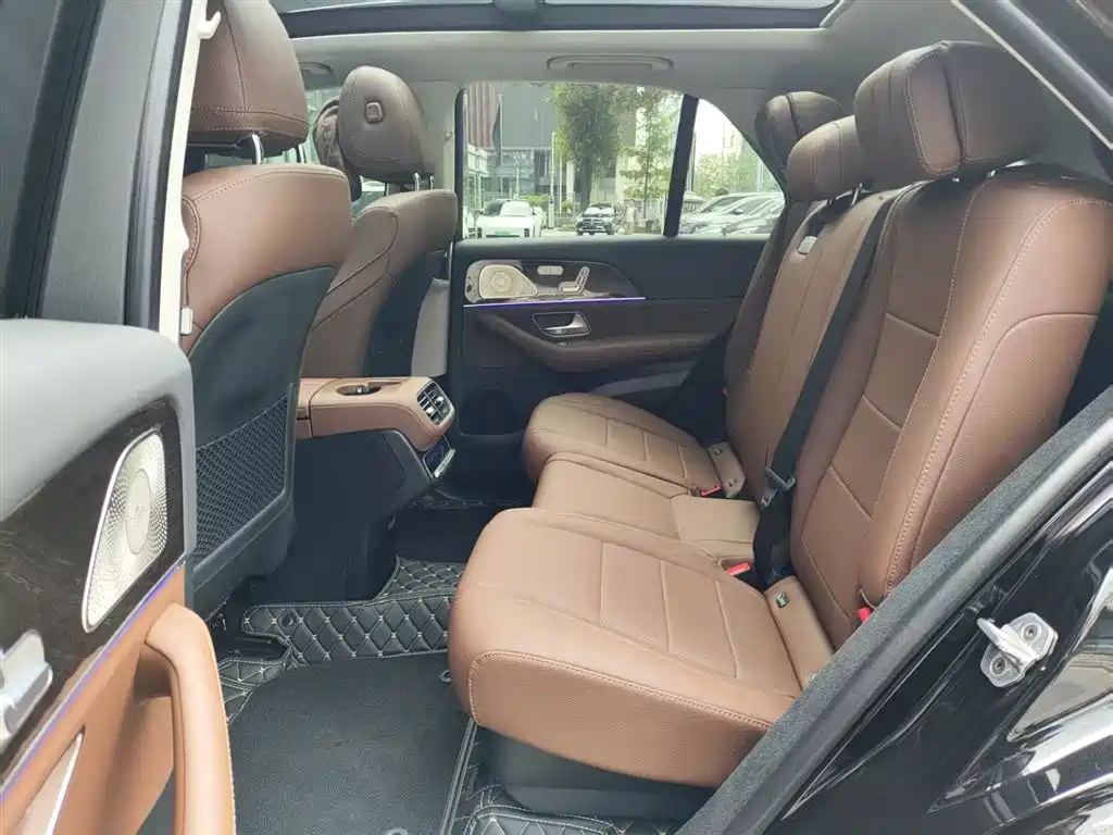 Mercedes-Benz GLE 2025 Facelift GLE 350 4MATIC Fashion Model фото 13
