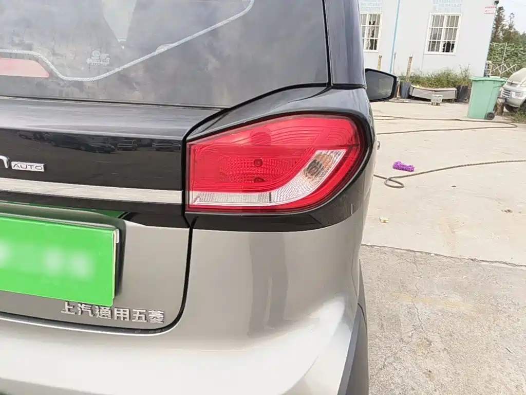 Фото 8 - Baojun E100