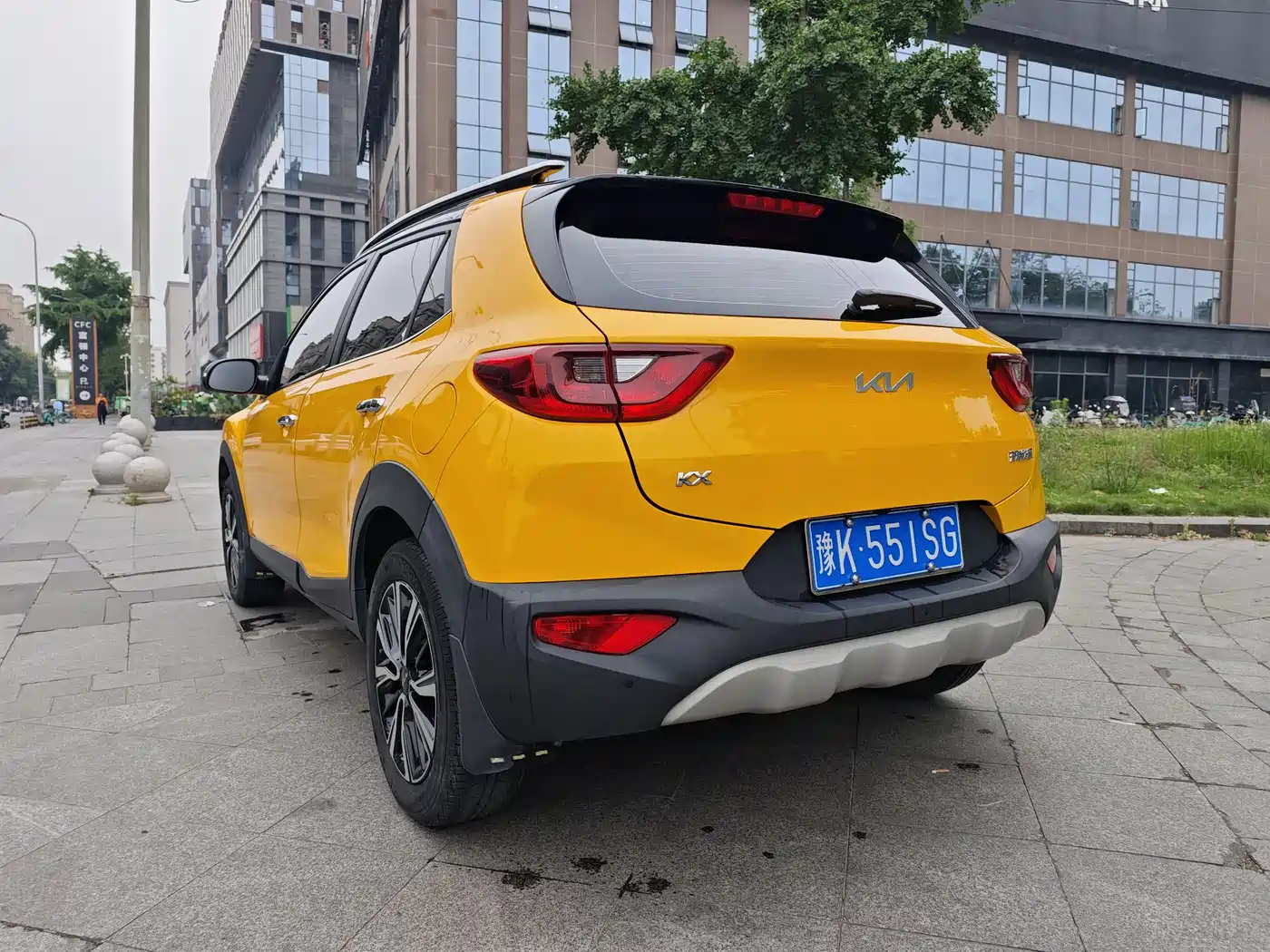 Kia KX1 2021 1.4L CVT Fun Sunroof Version фото 3