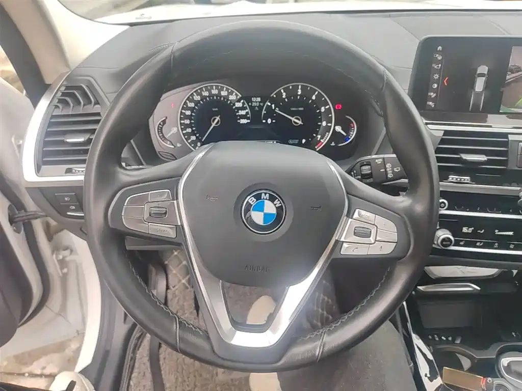 BMW X3 2018 xDrive25i Luxury Package China VI фото 11