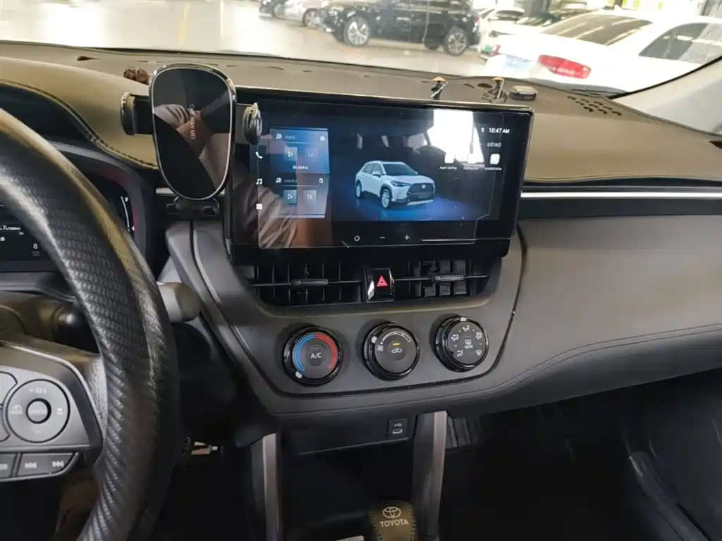 Toyota Corolla Cross 2023 2.0L Pioneer Edition фото 9