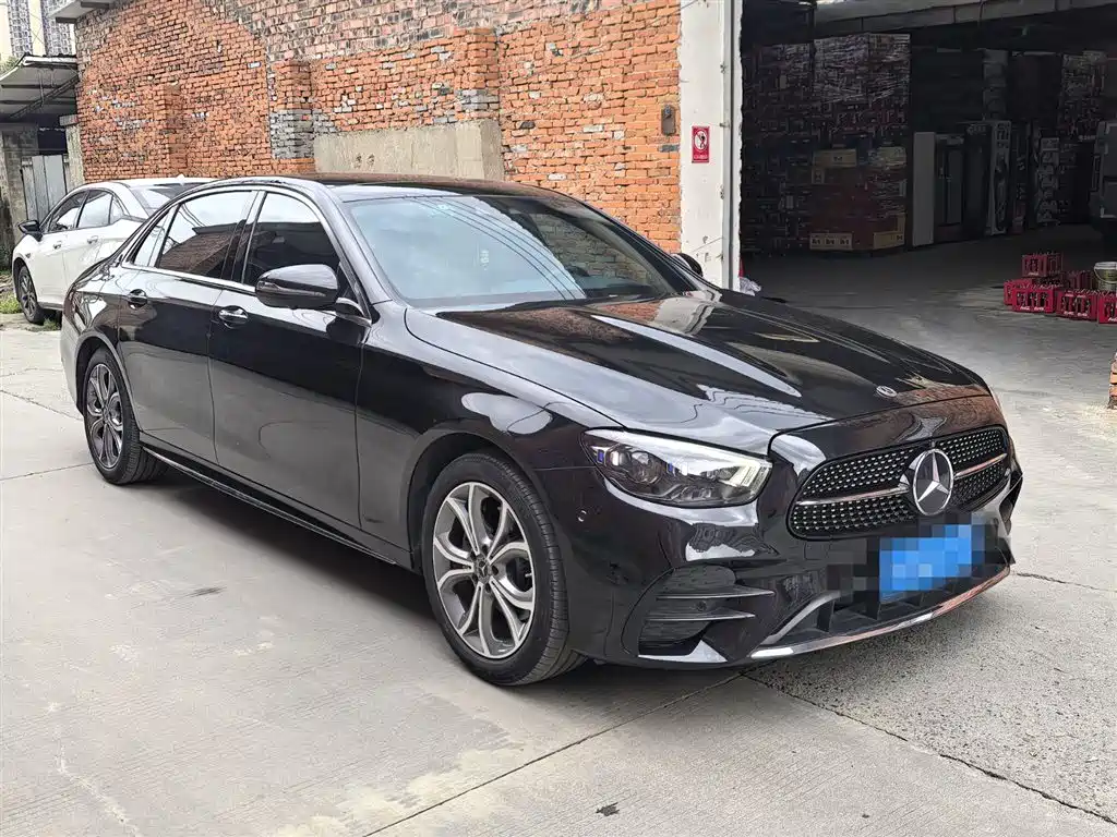 Mercedes-Benz E-Class 2021 E 300 L Sport Premium фото 3