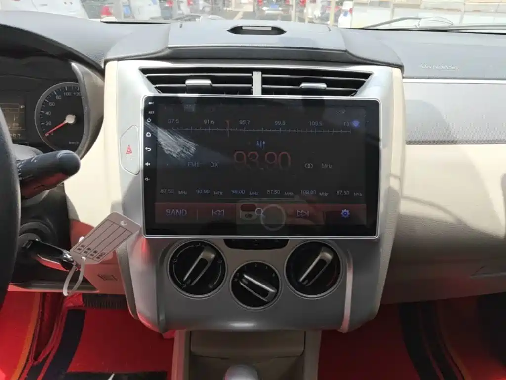 Venucia R50 2017 2015 1.6L Automatic Fashion Edition
