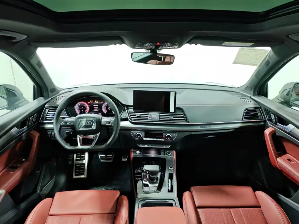 Audi Q5L 2025 Model Year Facelift 45th Anniversary Edition 45 TFSI Luxury Dynamic фото 10