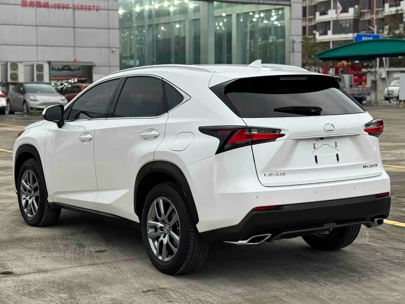 Lexus NX 2016 200 AWD F Sport фото 7