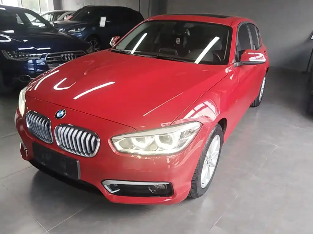 صورة 1 - BMW 1 Series (Import)