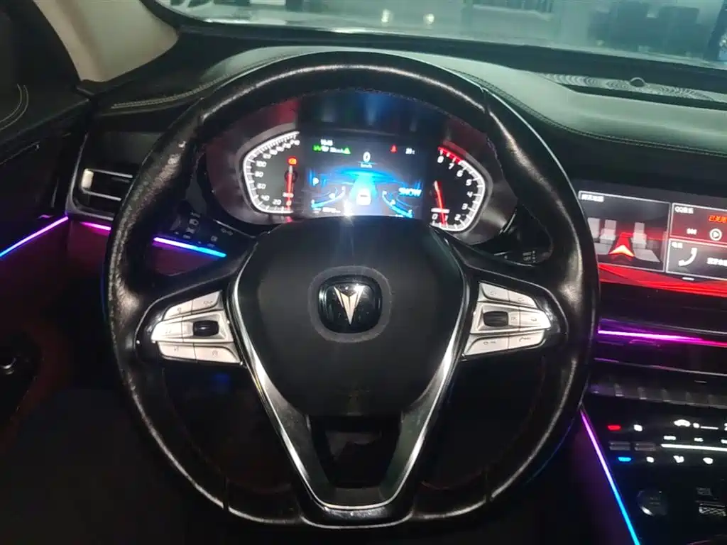 Фото 7 - Changan CS85 COUPE
