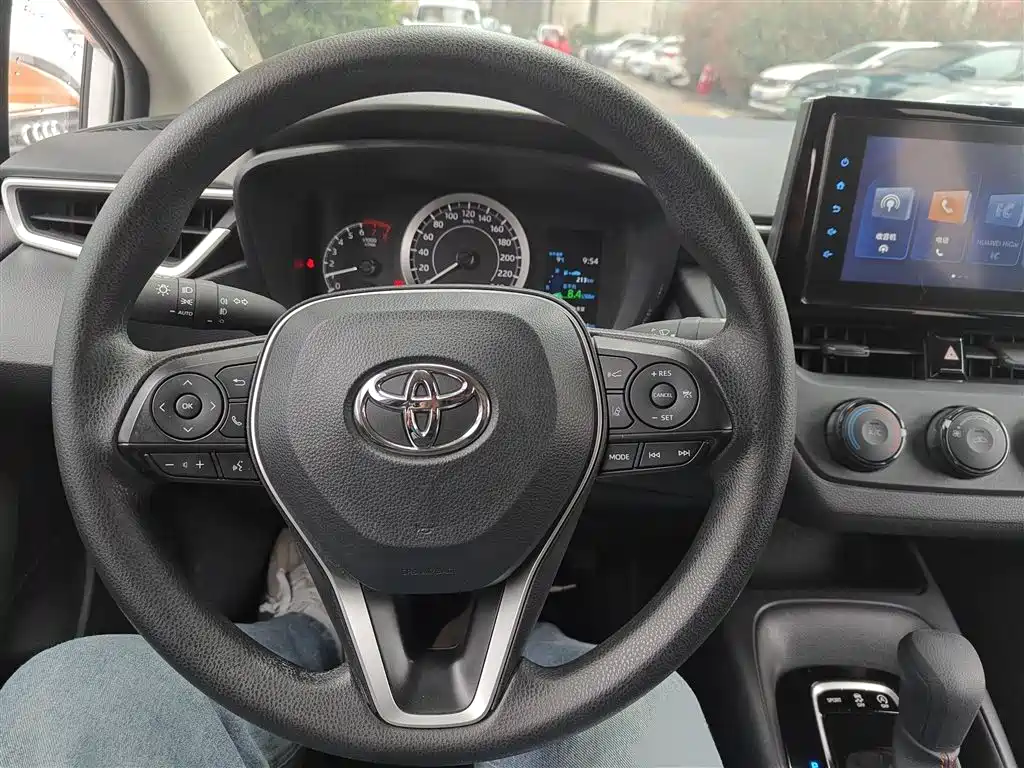 Toyota Corolla 2021 1.2T S-CVT Pioneer PLUS Edition фото 3
