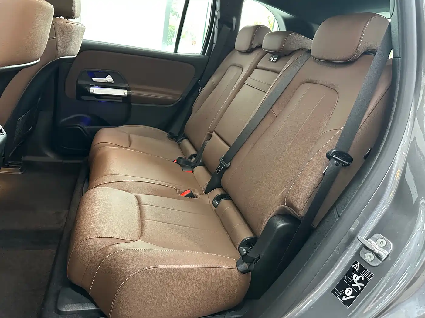Mercedes-Benz EQB 2026 2025 EQB 260