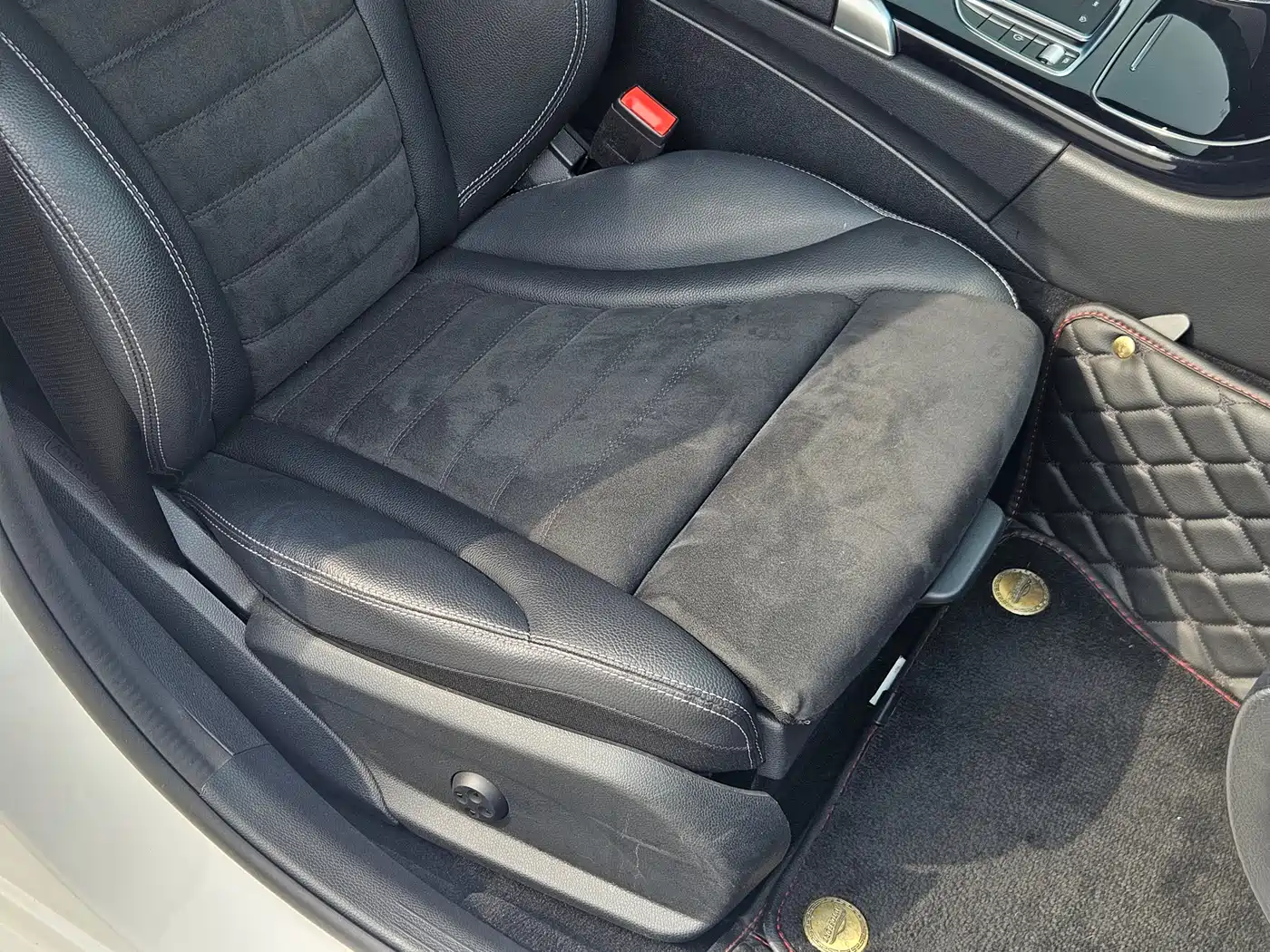 Mercedes-Benz C-Class 2021 C 260 Starry Exclusive Edition фото 12