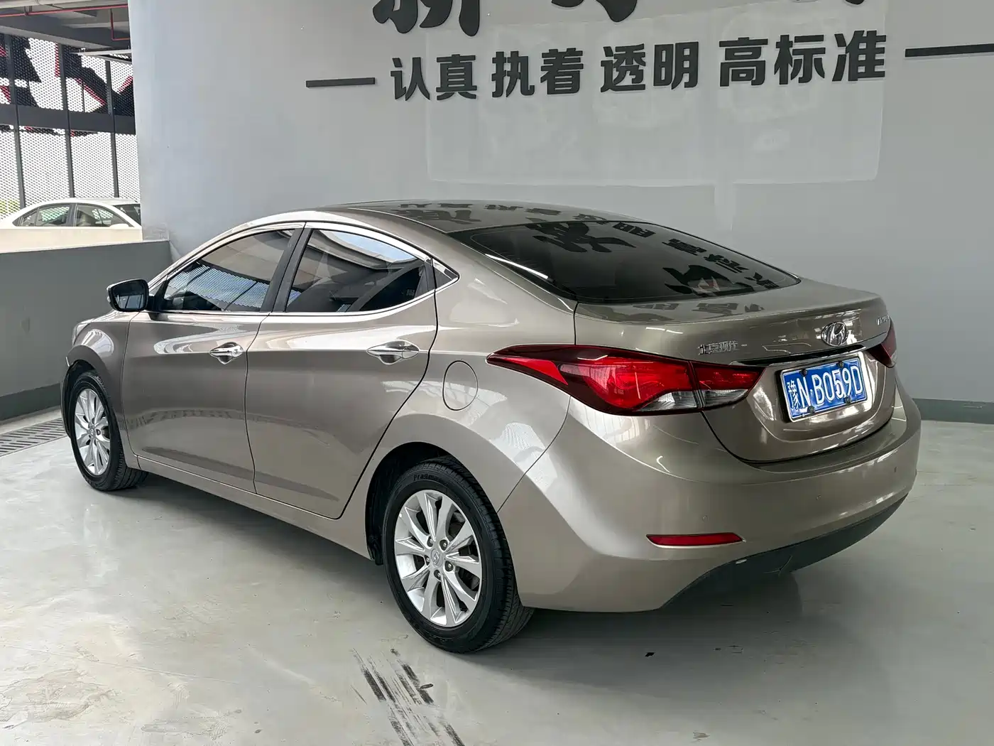 Hyundai Langdong 2016 1.6L Automatic Premium Edition фото 9