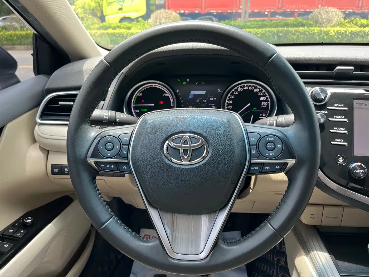 Photo 20 - Toyota Camry
