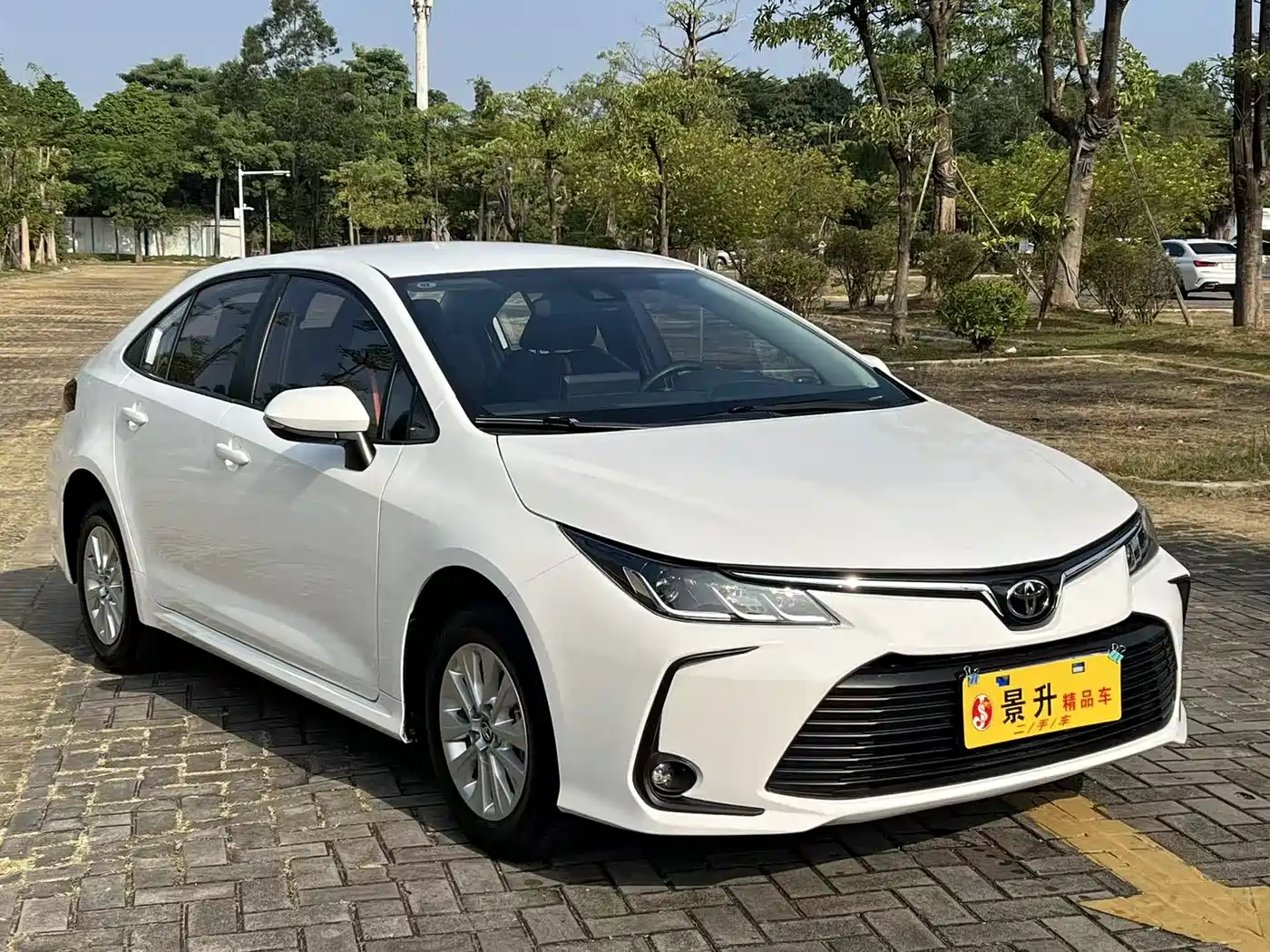 Toyota Corolla 2021 1.2T S-CVT Pioneer PLUS Edition фото 3