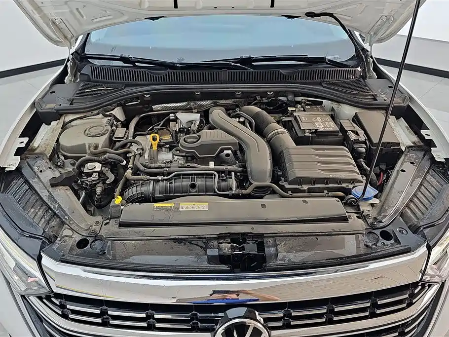 Volkswagen Sagitar 2024 300TSI DSG Surpass Edition фото 10