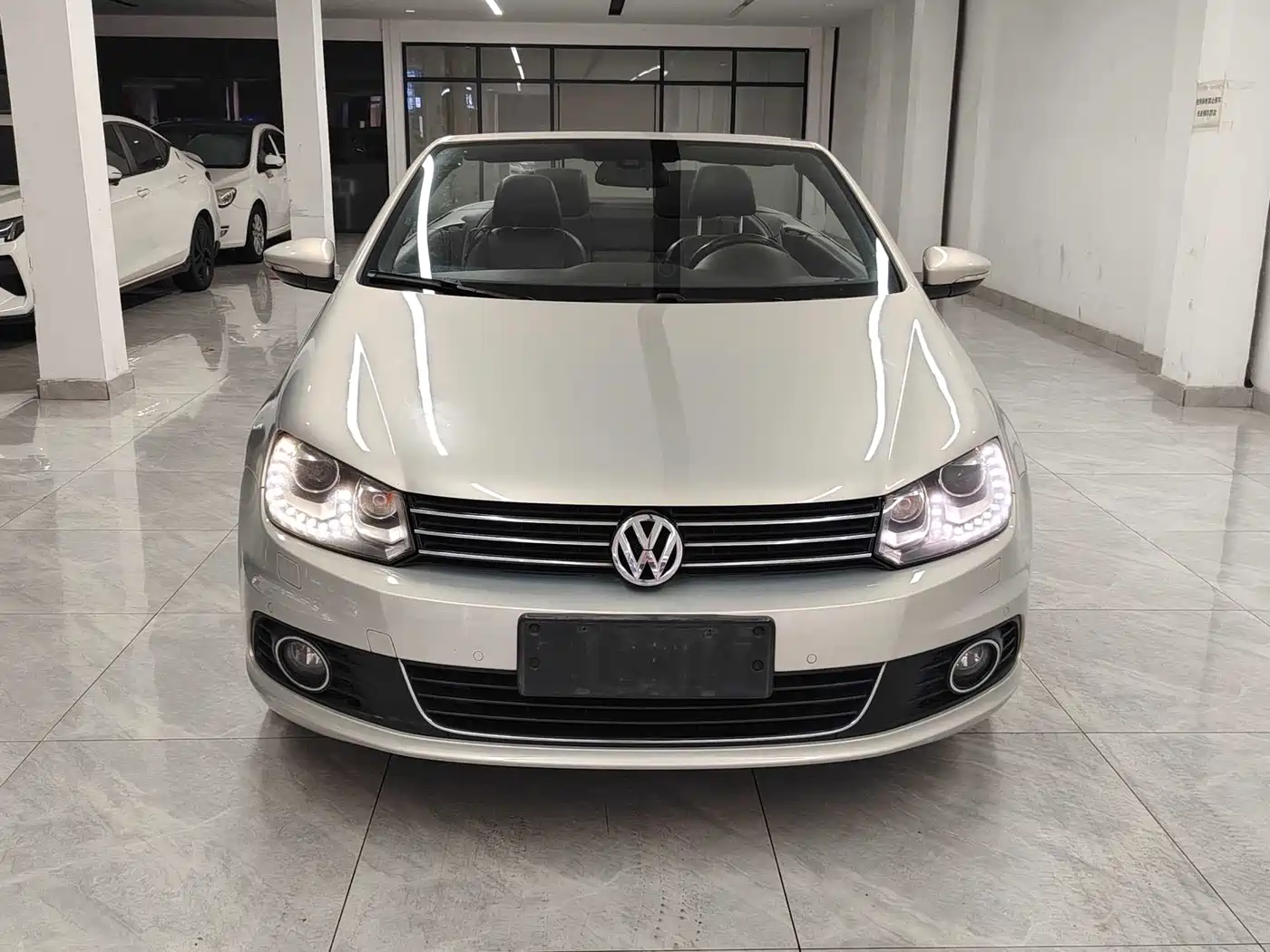 Volkswagen Eos 2011 Model 2.0TSI фото 2