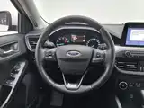 Фото 11 - Ford Focus