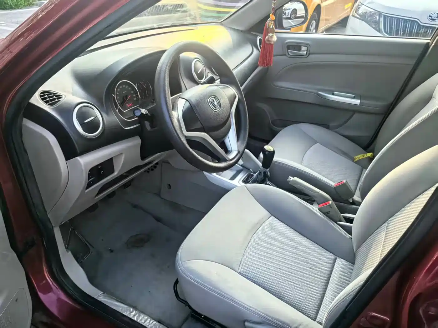 Changan Yuexiang V3 2016 2015 1.4L Manual Happiness Model China IV