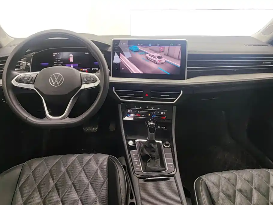 Volkswagen Sagitar 2023 Model Year 200TSI DSG Surpass Edition фото 12