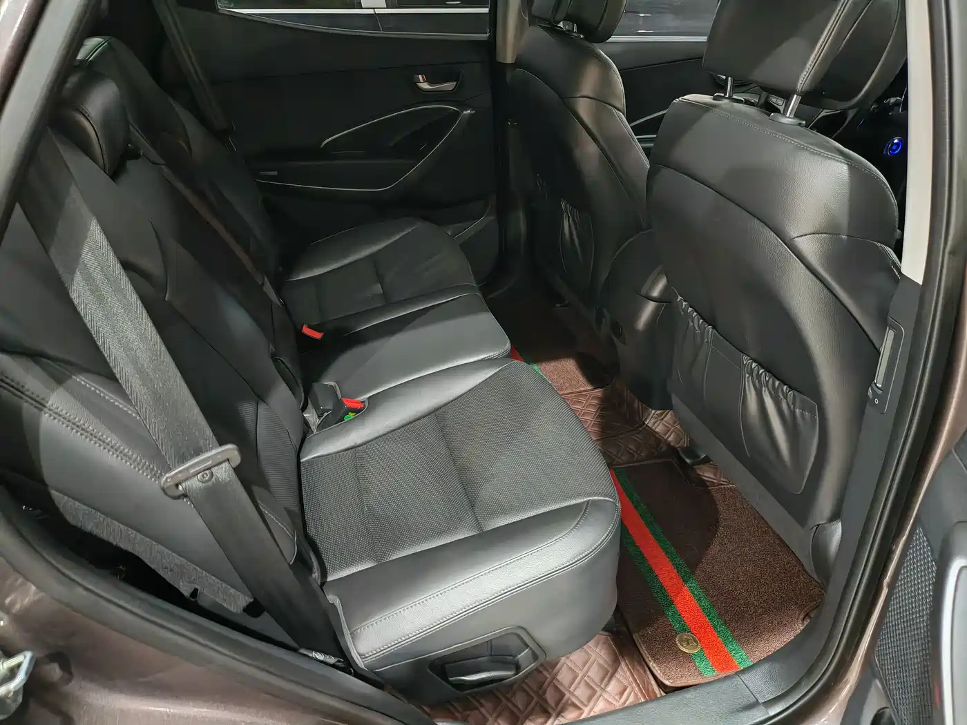 Hyundai Santa Fe (Import) 2013 3.0L 4WD Comfort Navigation Edition 7-Seater Euro V фото 14