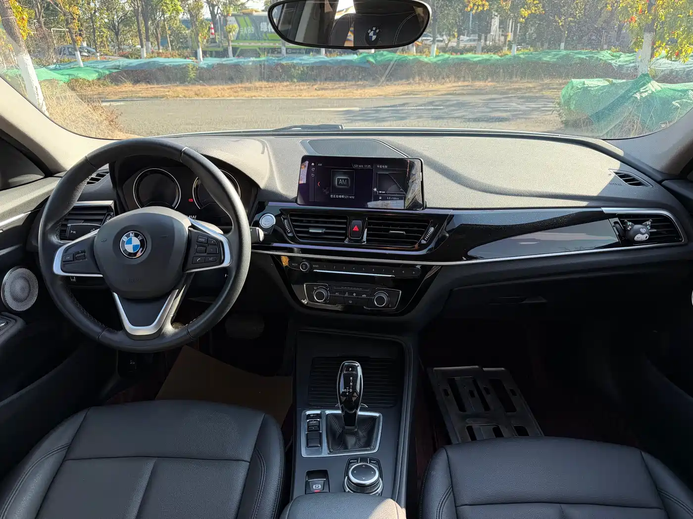 BMW 1 Series 2021 120i M Sport фото 16