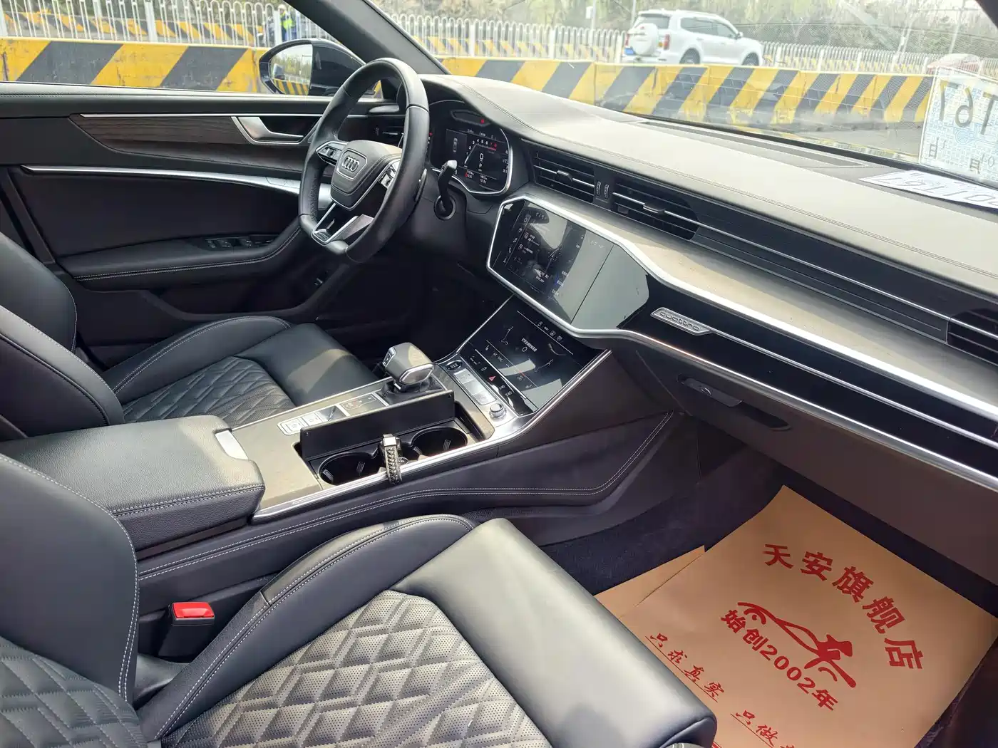 Audi A6L 2025 45 TFSI quattro Premium Sport + Exclusive Package фото 17