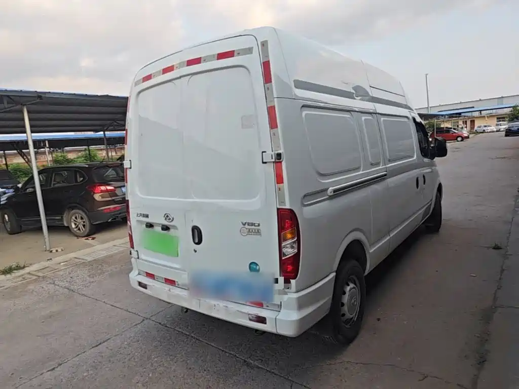 Photo 7 - SAIC Maxus Xintu V80