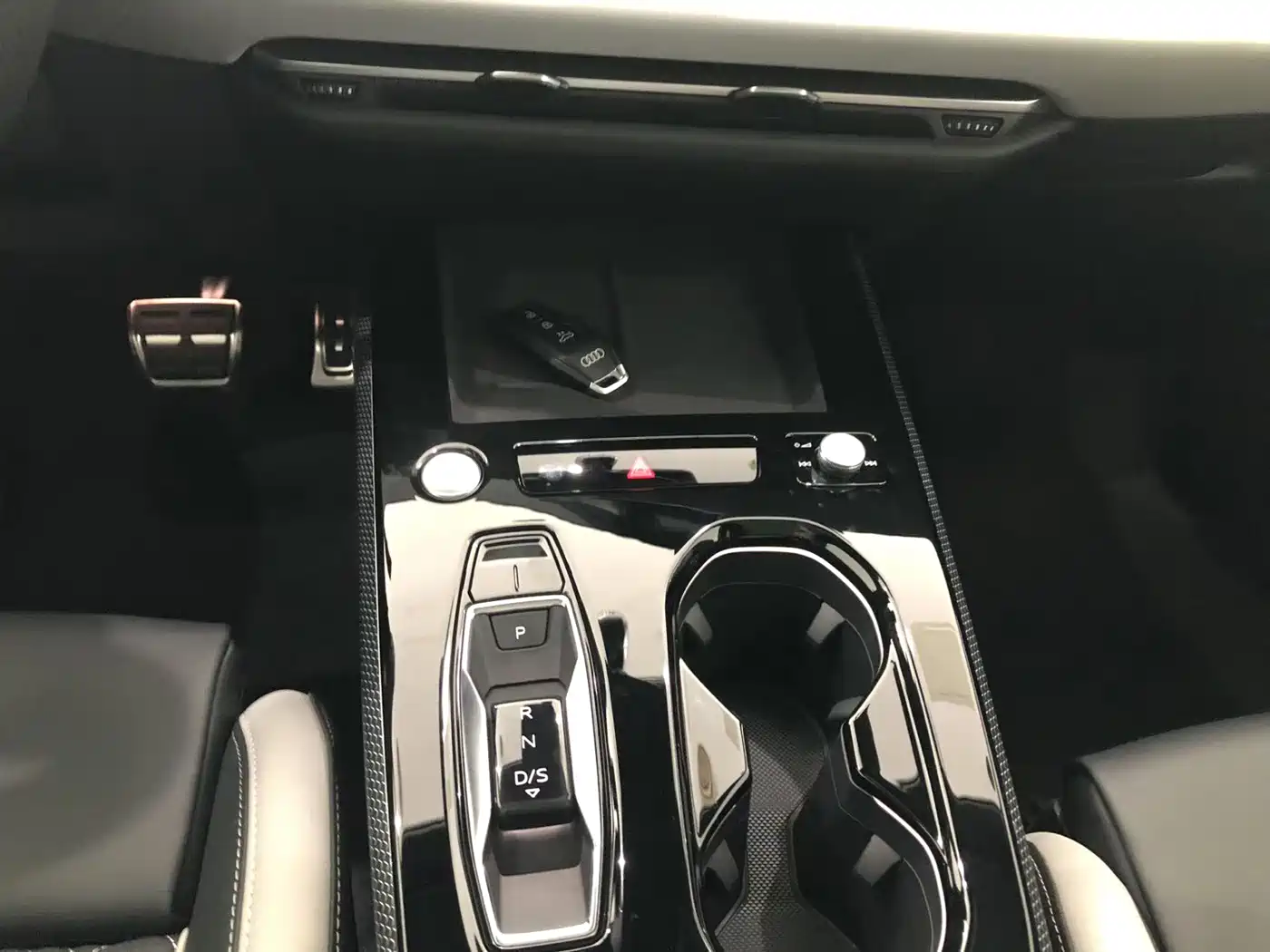 Audi A5L 2025 2.0T Sport Edition quattro фото 9