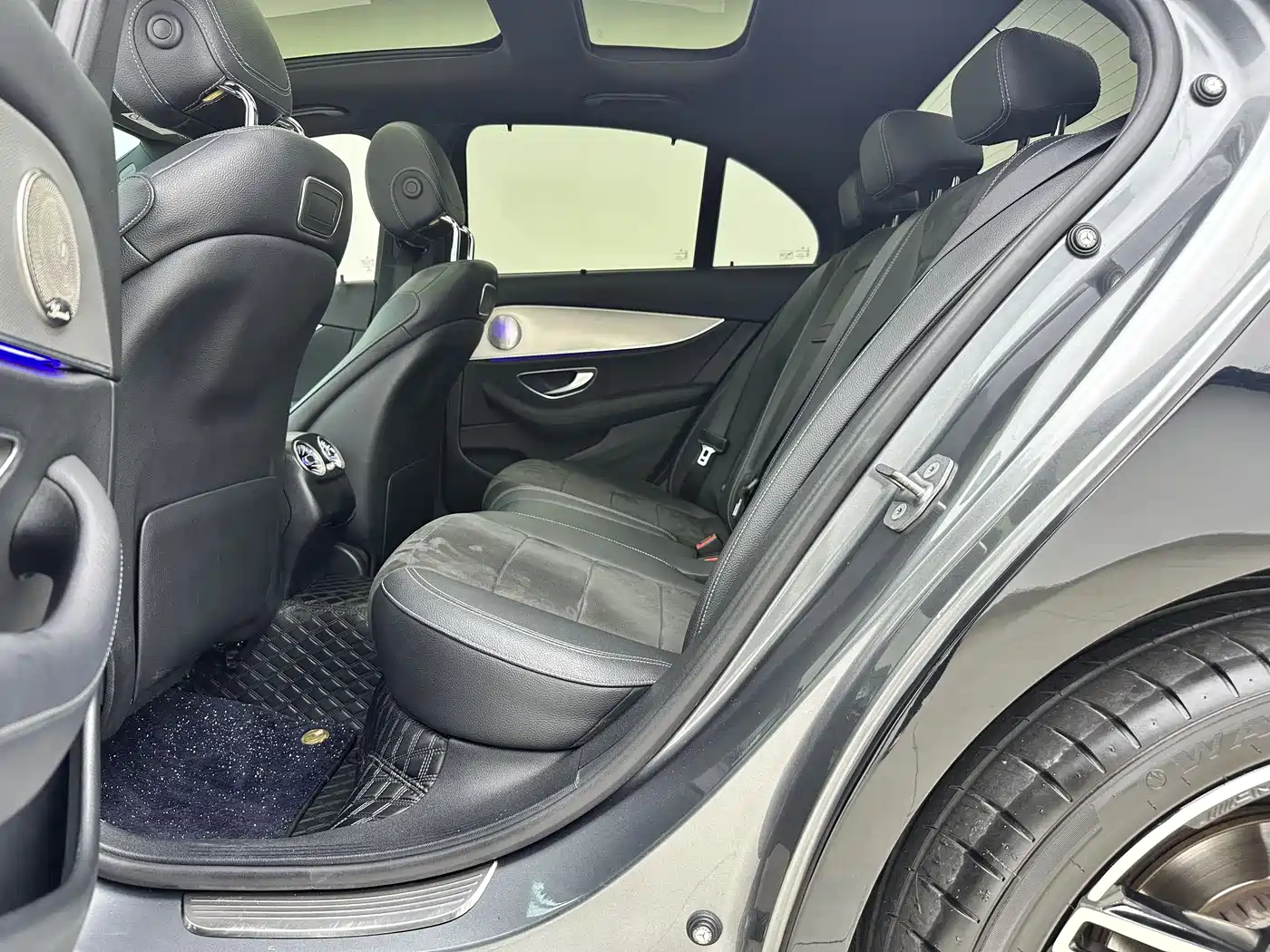 Mercedes-Benz E-Class 2017 E 300 Sport фото 4