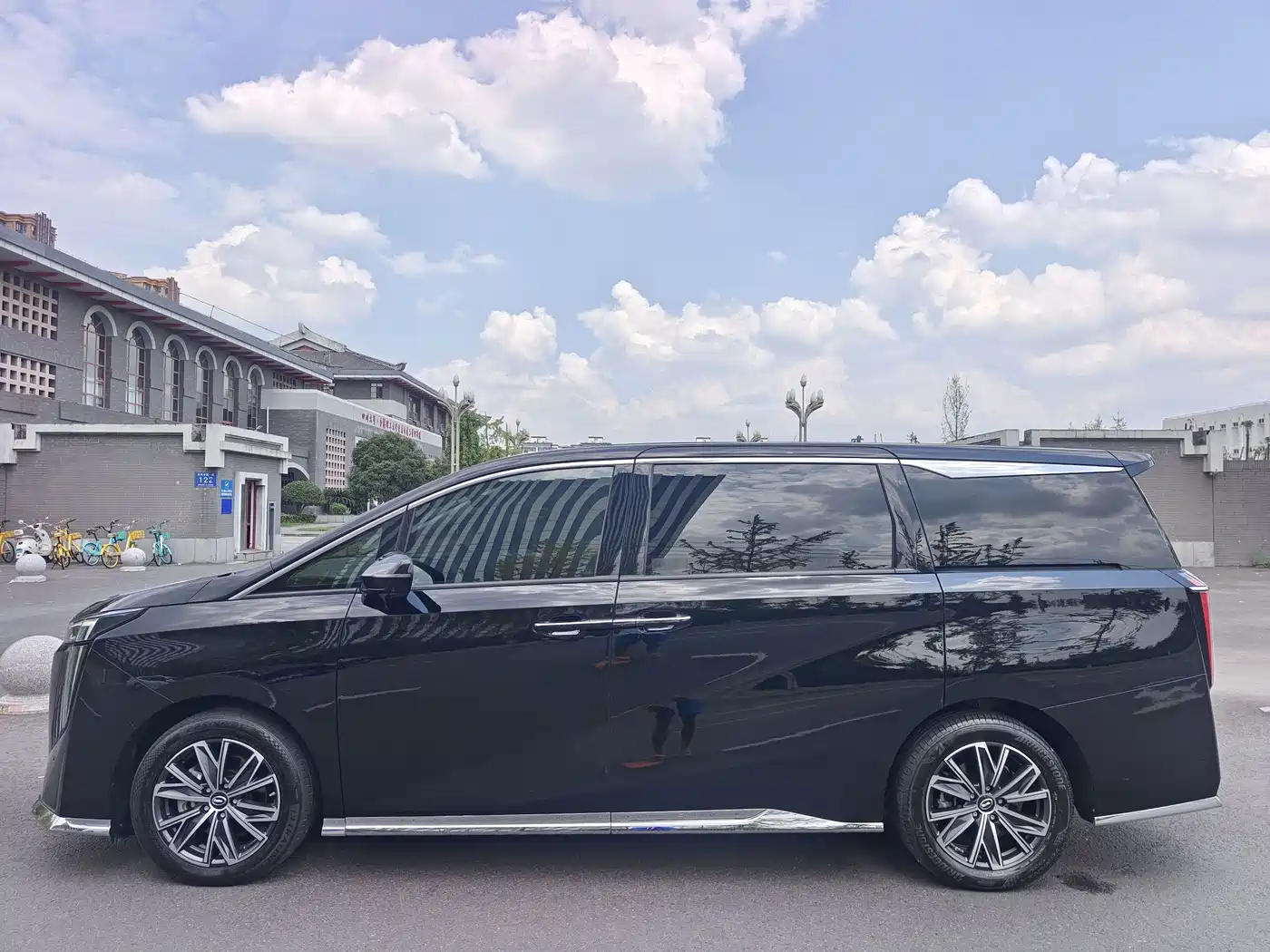 صورة 3 - GAC Trumpchi M8