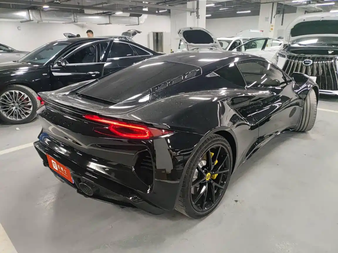 Lotus Cars EMIRA 2021 2.0T DCT First Edition фото 7
