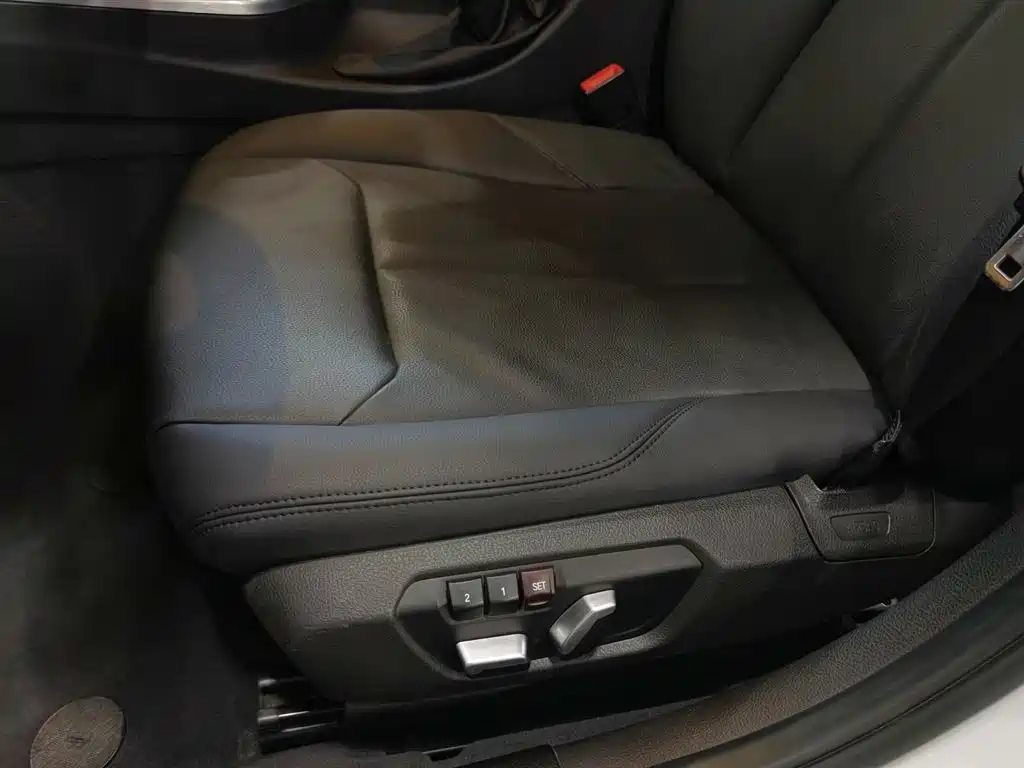 BMW 3 Series 2016 320Li Progressive фото 20