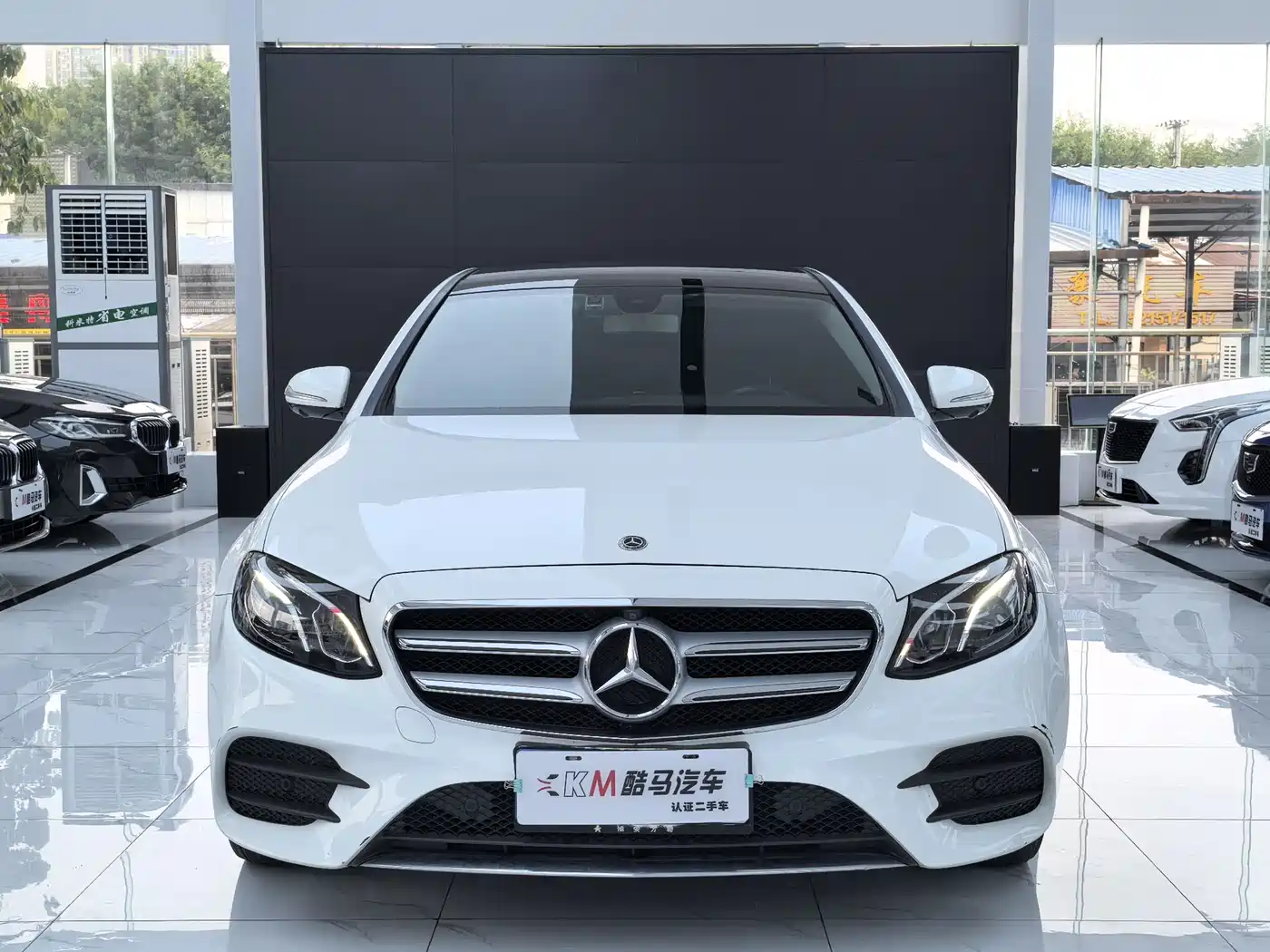 Mercedes-Benz E-Class 2017 E 300 L Sport Luxury фото 2