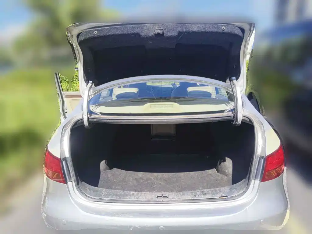 Фото 5 - Nissan Sylphy