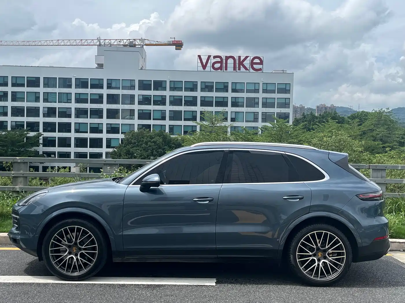 Porsche Cayenne 2018 Cayenne S 2.9T фото 3