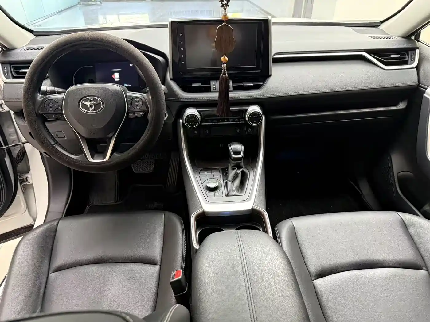Toyota RAV4 Rongfang 2020 2.0L CVT 4WD Premium Edition фото 8