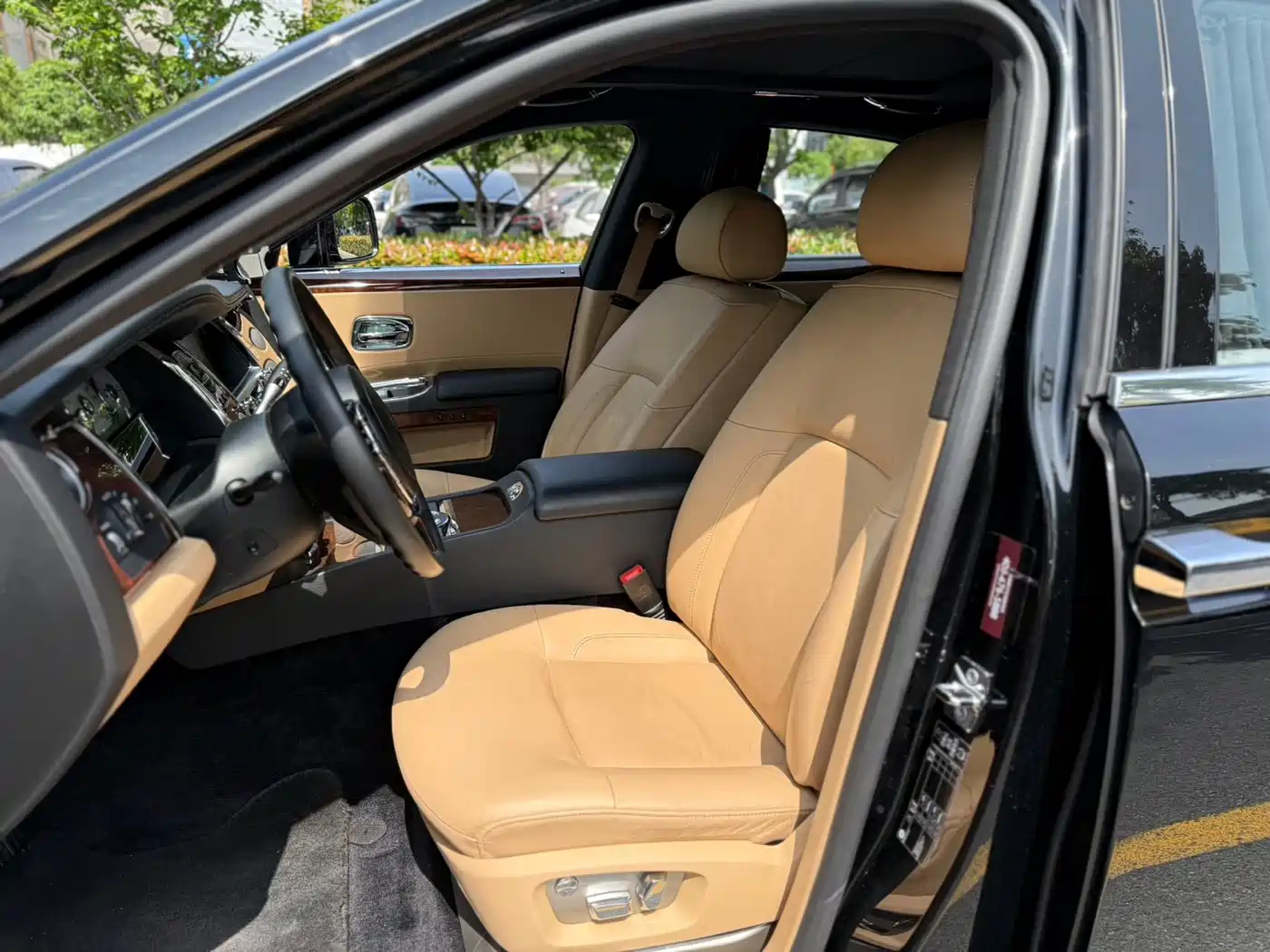 Rolls-Royce Ghost 2011 2010 Model 6.6T Standard