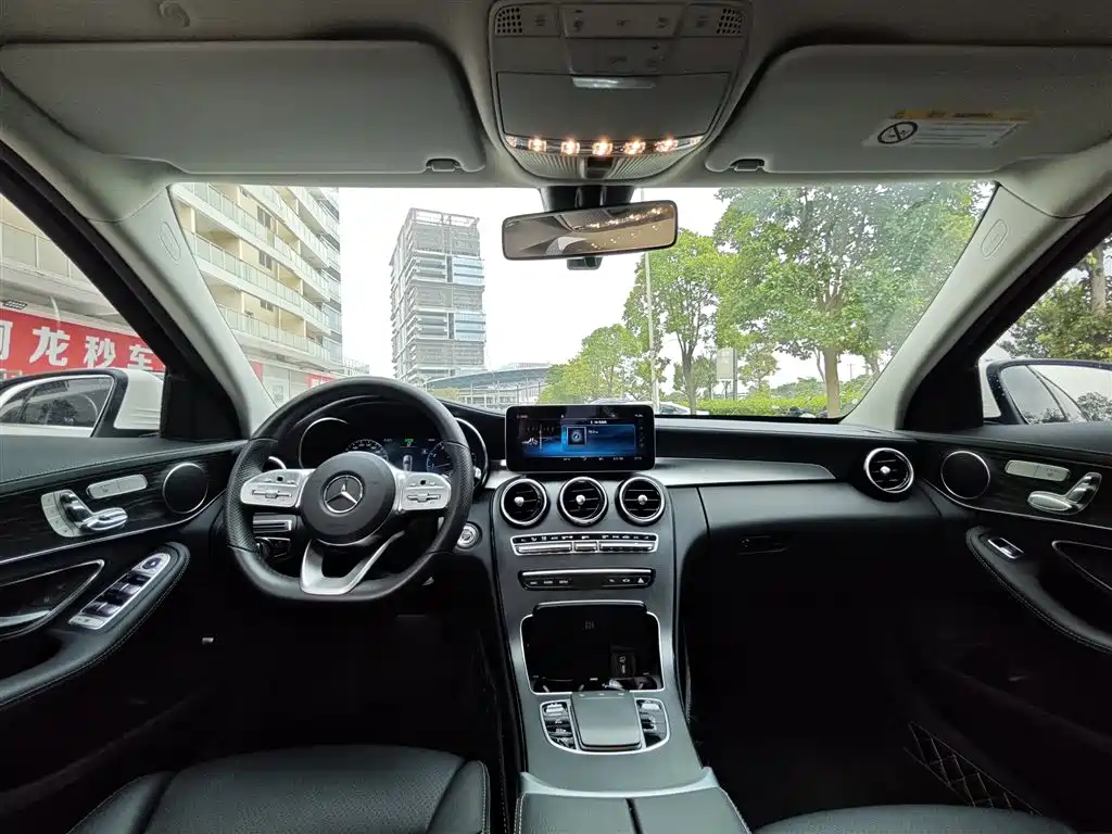 Фото 6 - Mercedes-Benz C-Class